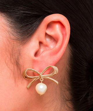 Pearl Tide Studs