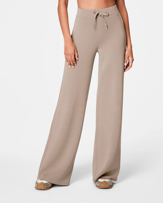 AIRESSENTIALS WIDE LEG PANT
