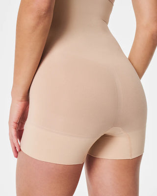 Everyday Seamless Shaping High-waisted Short