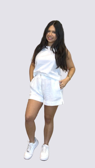LINEN SHORTS WITH POCKETS