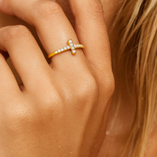 BROOKS SIDEWAYS CROSS RING