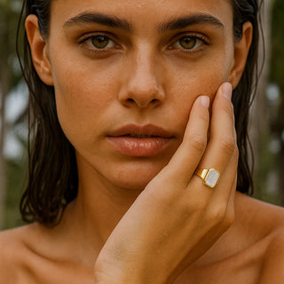 TWILA MOTHER OF PEARL RING
