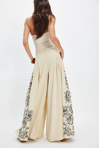 WHAT YOU KNOW EMBROIDERED WIDE-LEG PANTS