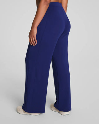 AIRESSENTIALS WIDE LEG TRACK PANT