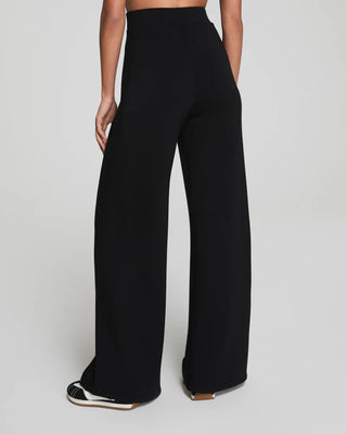 AIRESSENTIALS WIDE LEG TRACK PANT