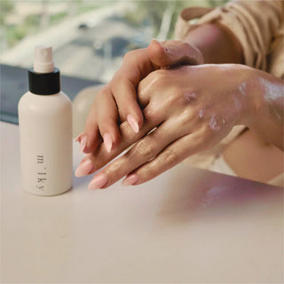 MILKY SCENTED SPRAY LOTION