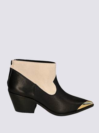 JUNGLE BOOTIE