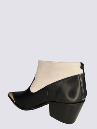 JUNGLE BOOTIE