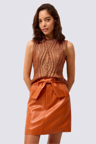 MCGUIRE TOP
