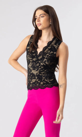 LEILA STRETCH LACE TOP